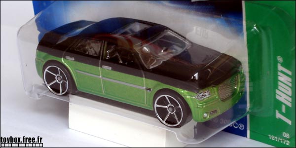 Variation possible de la teinte verte de la TH Chrysler 300C HEMI