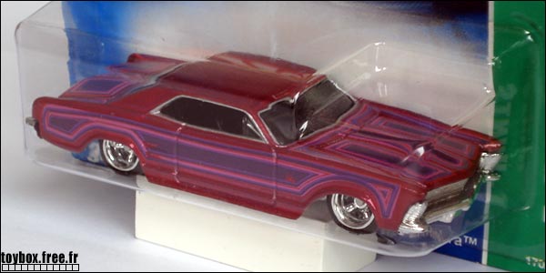 Hot Wheels Super T-Hunt$ 64 Buick Riviera