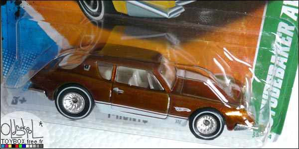 variation de teinte de la Hot Wheels Super T- Hunt$ Studebaker Avanti