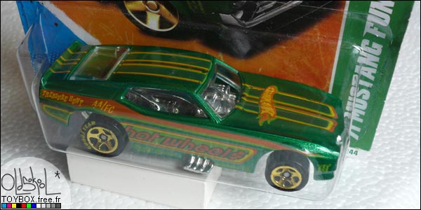Hot Wheels Treasure Hunt '71 Mustang Funny Car